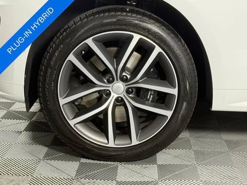 Used 2024 Land Rover Range Rover Sport Autobiography AWD/4WD image 13