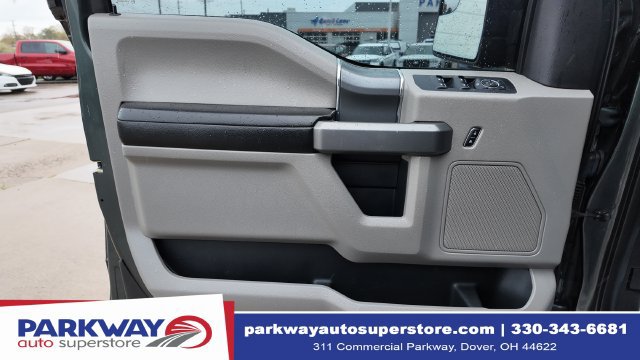 Used 2015 Ford F150 XLT w/ Equipment Group 302A Luxury AWD/4WD image 19