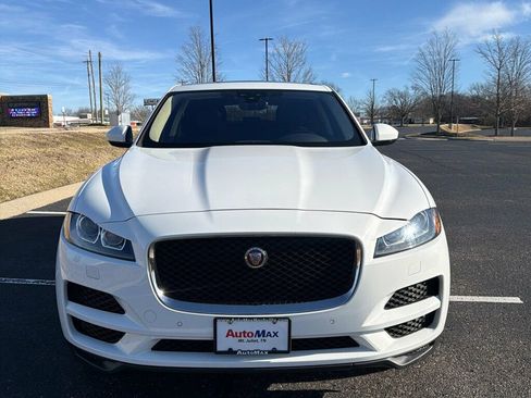 Used 2020 Jaguar F-PACE Prestige image 2