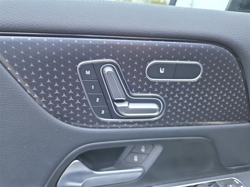 Certified 2026 Mercedes-Benz GLA 250 4MATIC image 11