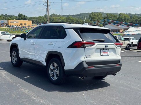 Used 2023 Toyota RAV4 XLE w/ Convenience Package AWD/4WD image 6