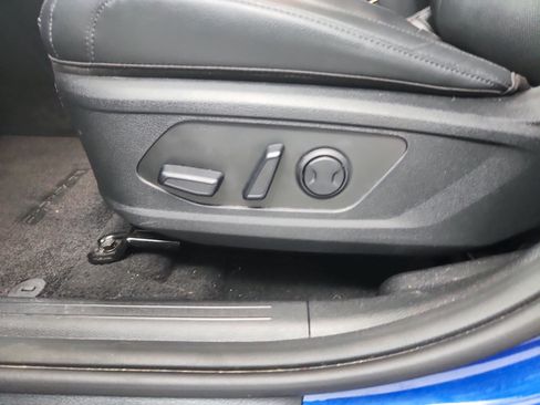 Used 2025 Kia Sportage EX FWD image 20