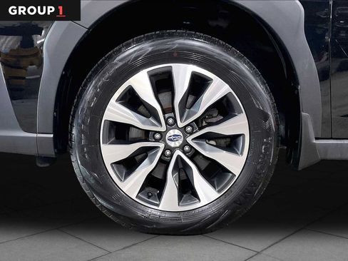 Used 2023 Subaru Outback Limited AWD/4WD image 11