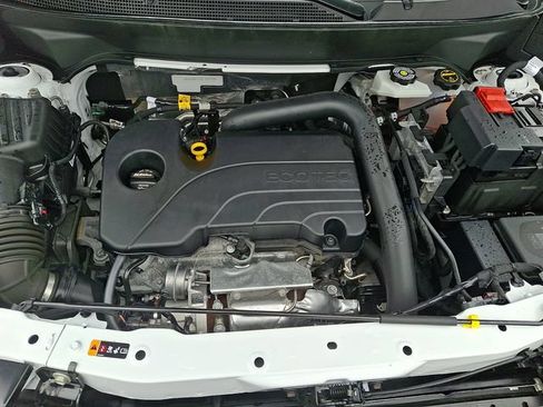 Used 2025 Chevrolet Equinox LT FWD image 28