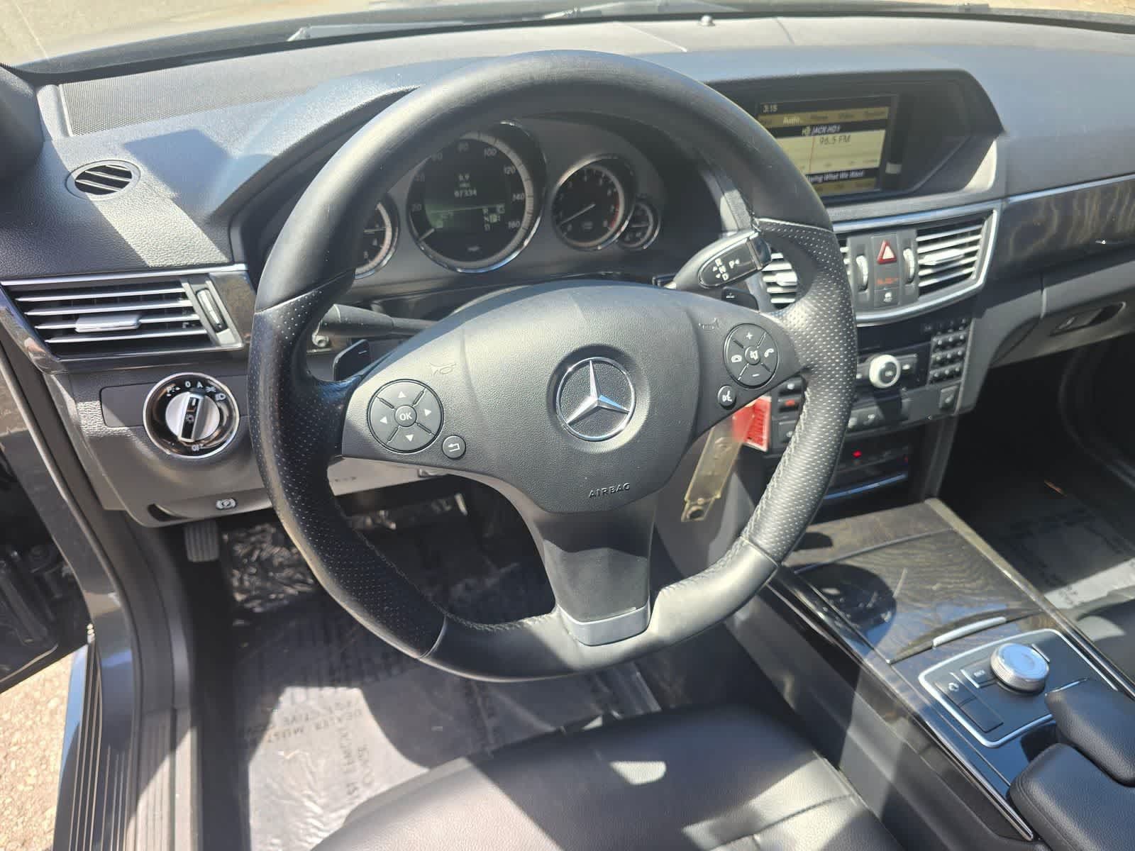 Used 2010 Mercedes-Benz E 350 Sedan image 2