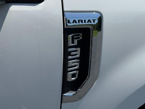 Used 2021 Ford F350 Lariat w/ Lariat Ultimate Package AWD/4WD image 10