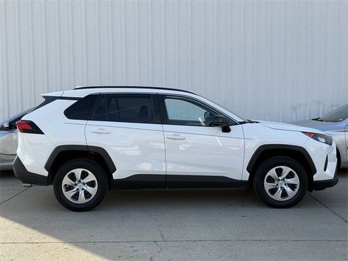 Used 2020 Toyota RAV4 LE image 3