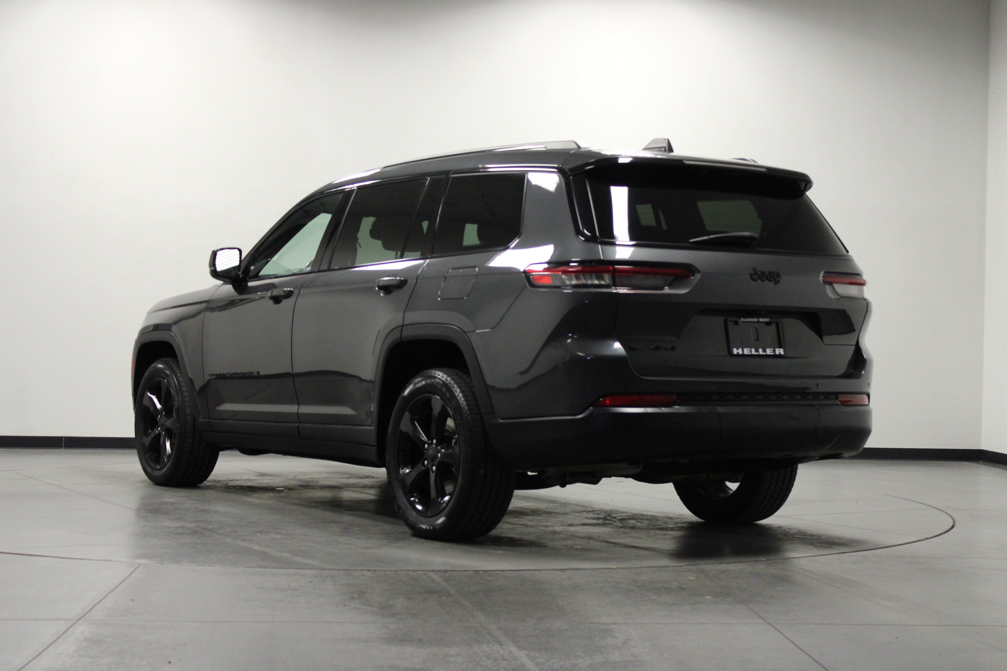 Used 2022 Jeep Grand Cherokee L Laredo AWD/4WD image 6