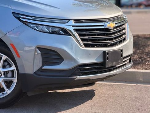 Used 2023 Chevrolet Equinox LT w/ LPO, Floor Liner Package FWD image 3