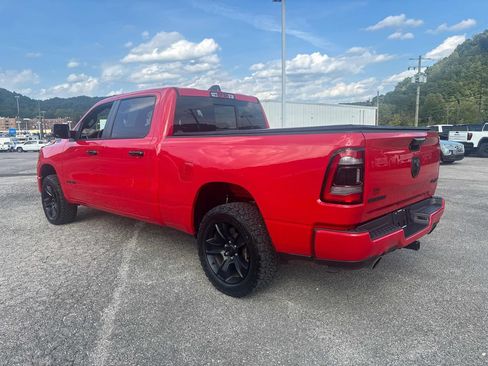 Used 2023 RAM 1500 Big Horn AWD/4WD image 3