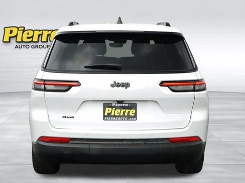 Used 2023 Jeep Grand Cherokee L Laredo AWD/4WD image 6