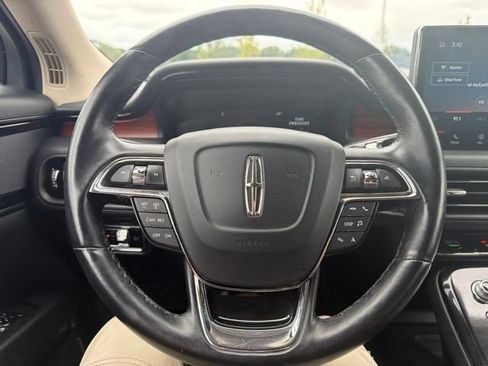 Used 2023 Lincoln Nautilus Reserve w/ Monochromatic Package AWD/4WD image 50