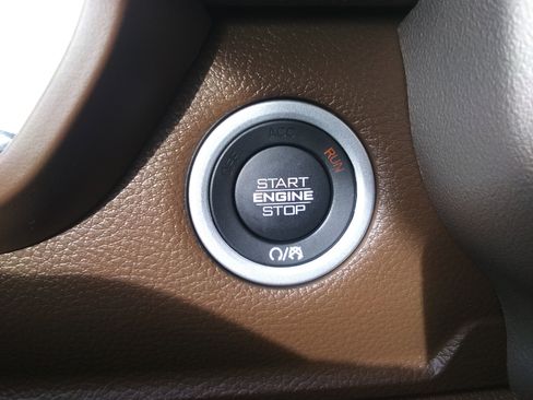 Used 2020 RAM 1500 Laramie AWD/4WD image 16