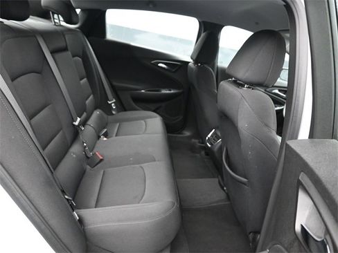 Used 2024 Chevrolet Malibu LT image 7