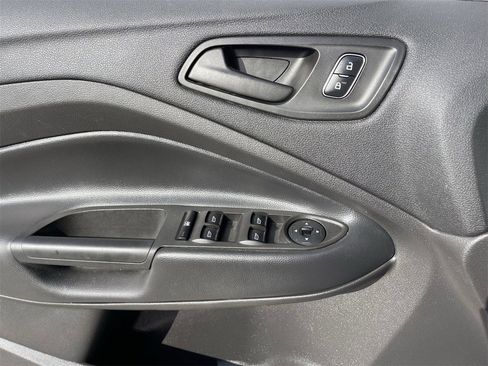 Used 2019 Ford Escape S image 23