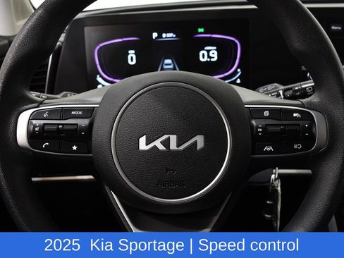 Used 2025 Kia Sportage LX image 12
