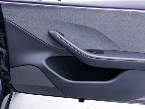 Used 2024 Tesla Model 3 Standard Range RWD image 28