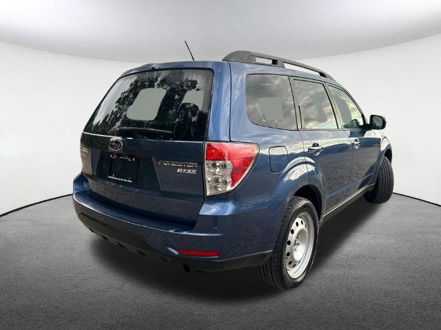 Used 2013 Subaru Forester 2.5X Premium w/ All-Weather Pkg AWD/4WD image 17