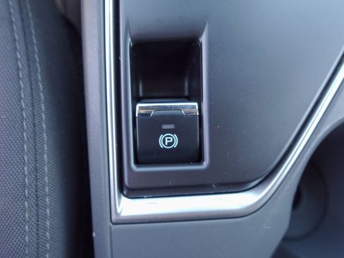 Certified 2024 Subaru Crosstrek 2.0i Premium AWD/4WD image 21
