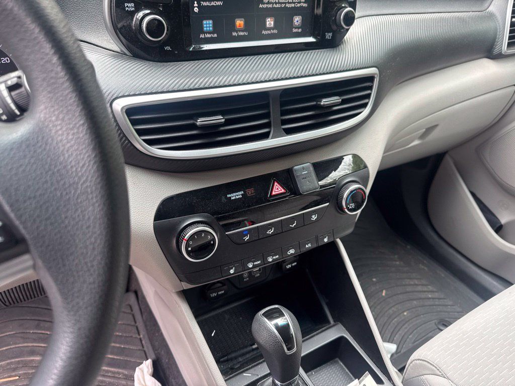 Used 2020 Hyundai Tucson Value AWD/4WD image 11