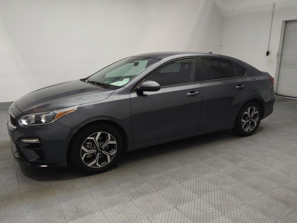 Used 2021 Kia Forte LXS FWD image 2