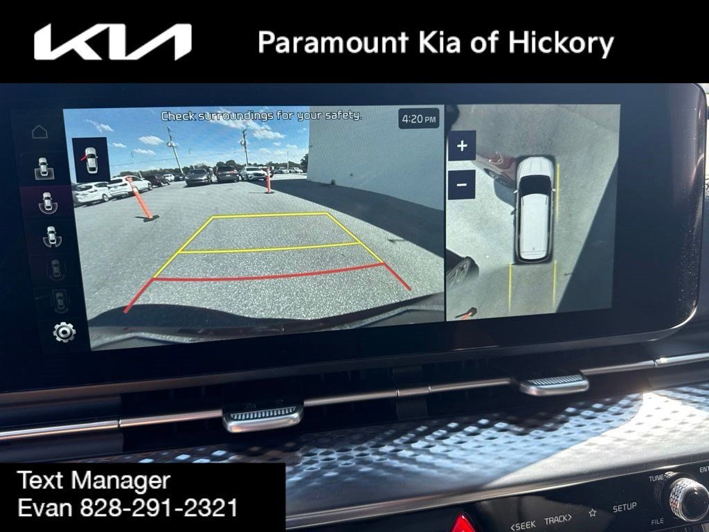 Used 2023 Kia Carnival SX Prestige FWD image 31