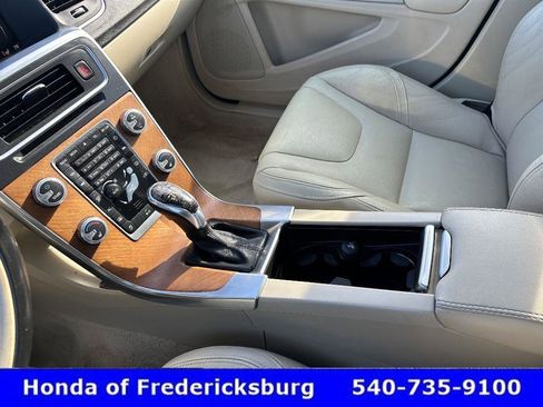 Used 2016 Volvo S60 T5 Premier image 23