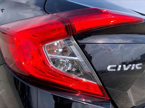 Used 2017 Honda Civic EX image 28