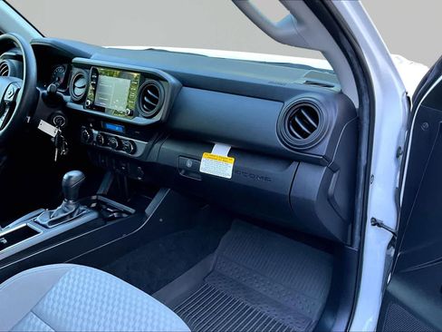 Certified 2023 Toyota Tacoma SR AWD/4WD image 17