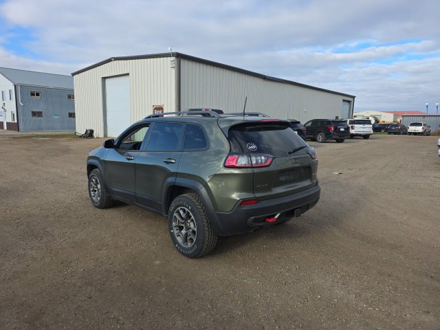 Used 2020 Jeep Cherokee Trailhawk w/ Cold Weather Group AWD/4WD image 4