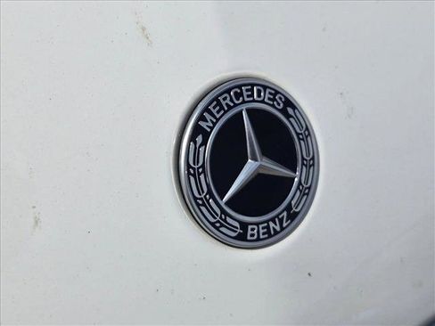 Used 2022 Mercedes-Benz C 300 Sedan image 6