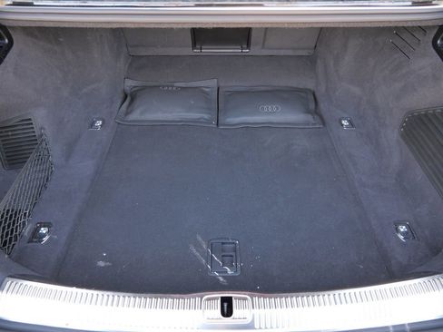 Used 2023 Audi S8 w/ S8 Comfort Plus Package image 24