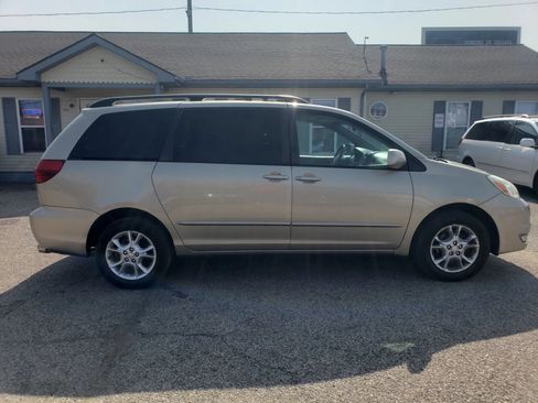 Used 2004 Toyota Sienna XLE AWD/4WD image 10