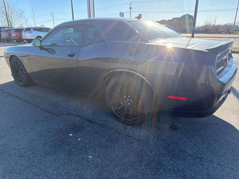 Used 2022 Dodge Challenger R/T Scat Pack w/ Dynamics Package image 7