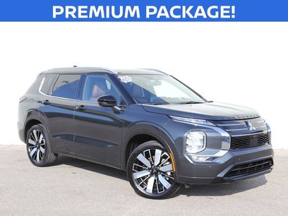 Used 2025 Mitsubishi Outlander SEL
