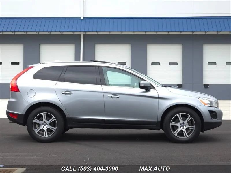 Used 2013 Volvo XC60 T6 AWD/4WD image 9