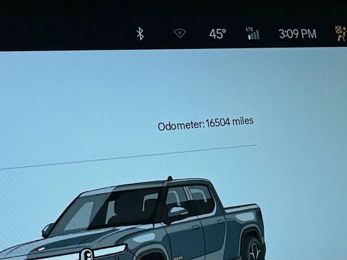 Used 2022 Rivian R1T Adventure image 47