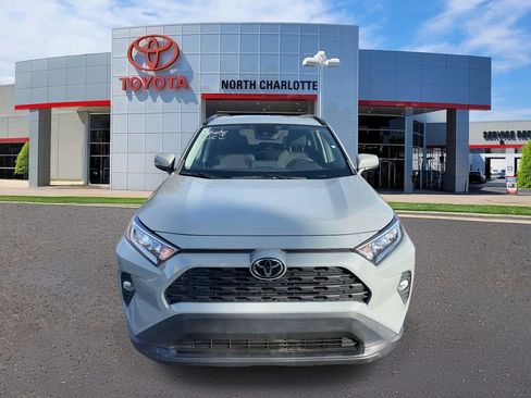 Used 2021 Toyota RAV4 XLE image 5