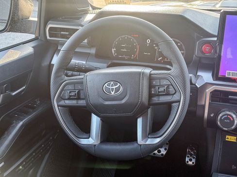 New 2026 Toyota Tacoma TRD Sport w/ TRD Sport Upgrade Package AWD/4WD image 18