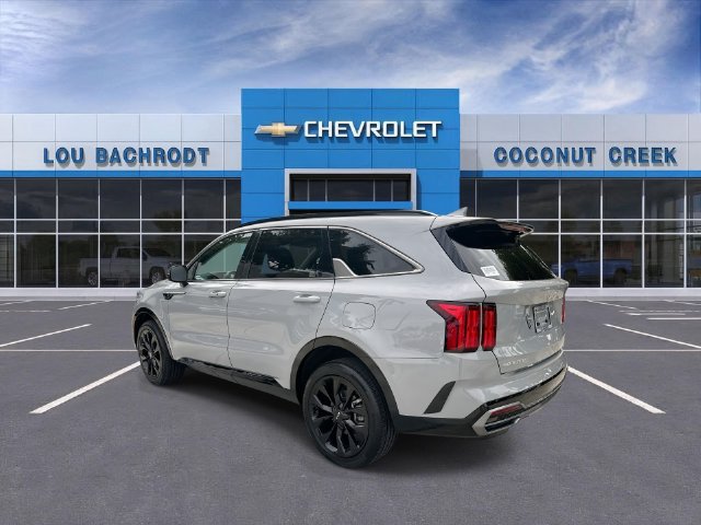 Used 2023 Kia Sorento SX AWD/4WD image 6
