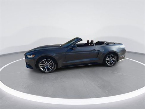 Used 2016 Ford Mustang Premium image 5
