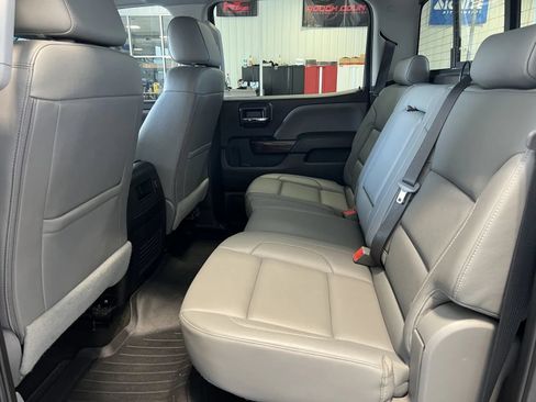 Used 2018 GMC Sierra 1500 SLT AWD/4WD image 18