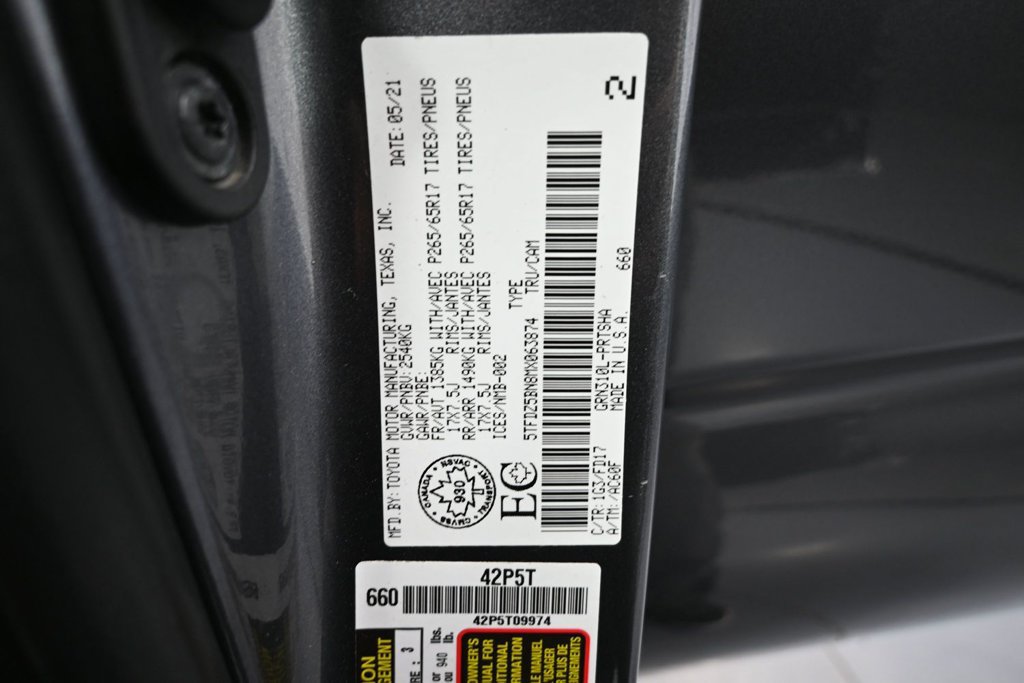 Used 2021 Toyota Tacoma TRD Sport AWD/4WD image 40