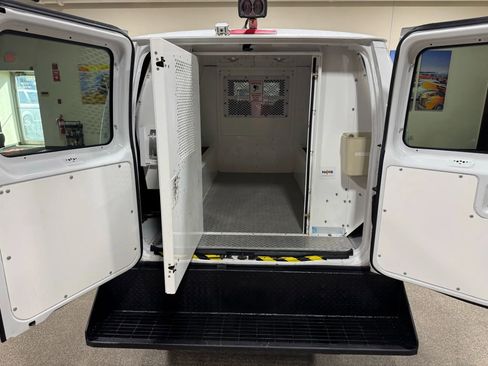 Used 2012 Ford E-350 and Econoline 350 Extended Super Duty w/ PWR Group image 73