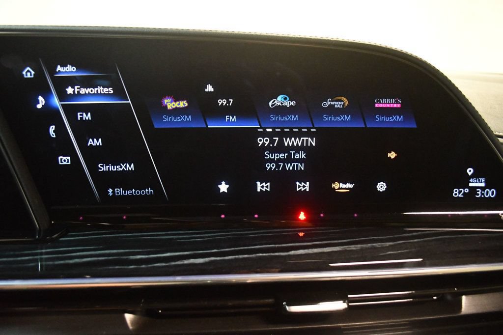 Used 2022 Cadillac Escalade Sport w/ Touring Package AWD/4WD image 54