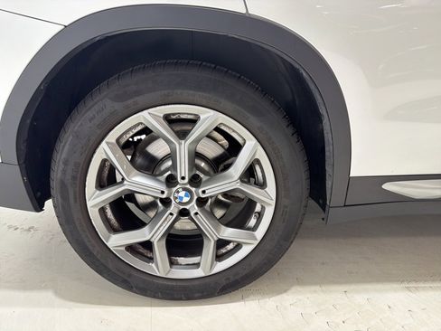 Used 2023 BMW X3 xDrive30i w/ Convenience Package image 9