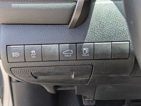 Used 2022 Toyota Camry SE w/ Audio Upgrade Package FWD image 13