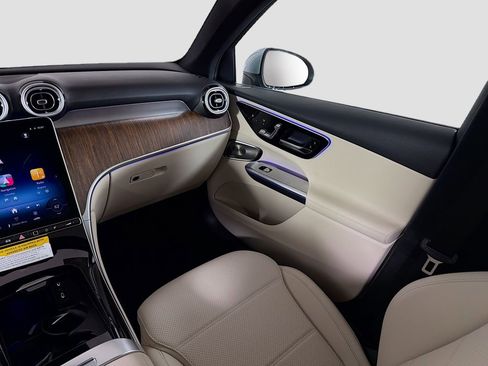 New 2026 Mercedes-Benz GLC 300 4MATIC image 27