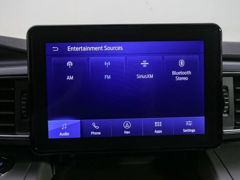 Used 2023 Ford Explorer XLT w/ Equipment Group 202A AWD/4WD image 22