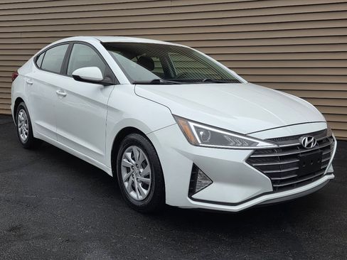Used 2019 Hyundai Elantra SE w/ Cargo Package image 8